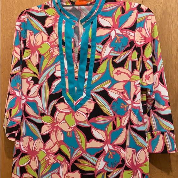 SOLD - Women’s dress size large. - Picture 2 of 9